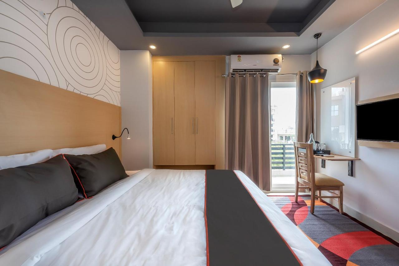 Collection O 162 Vardhman International Hotel Gurgaon Ngoại thất bức ảnh