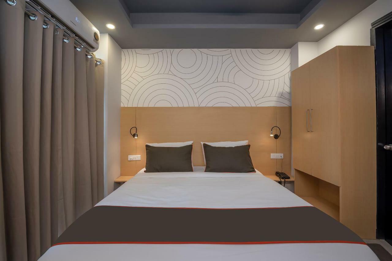 Collection O 162 Vardhman International Hotel Gurgaon Ngoại thất bức ảnh