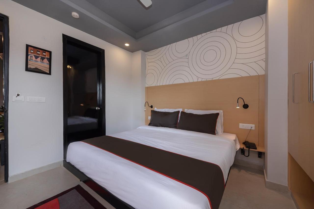 Collection O 162 Vardhman International Hotel Gurgaon Ngoại thất bức ảnh