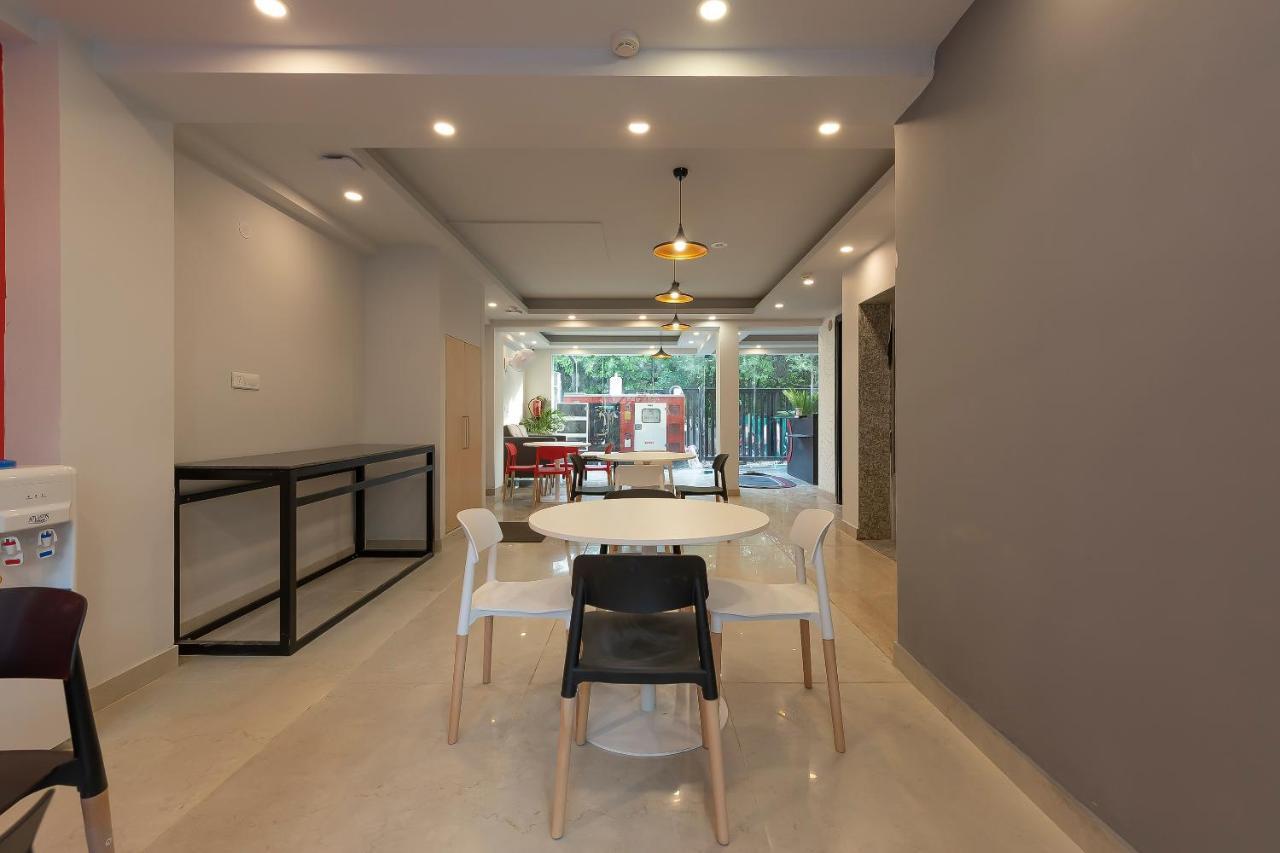 Collection O 162 Vardhman International Hotel Gurgaon Ngoại thất bức ảnh
