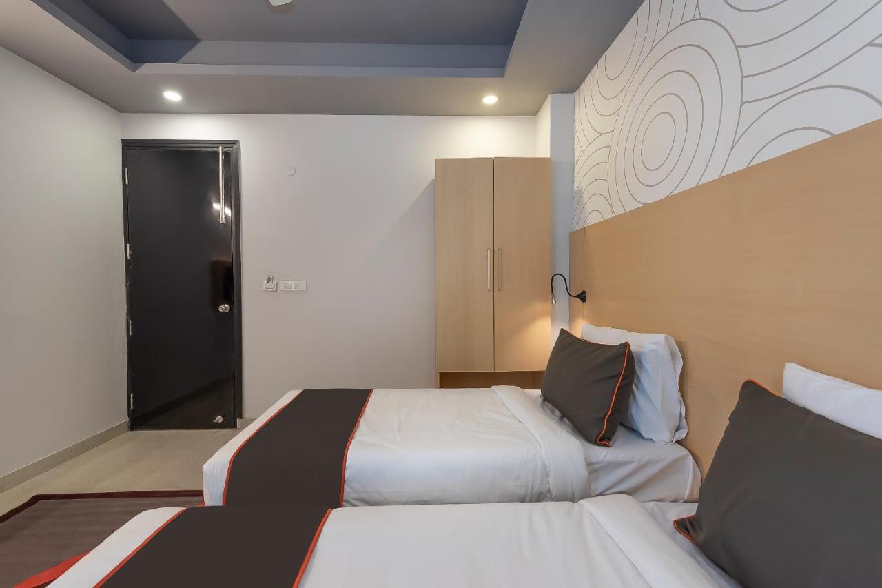 Collection O 162 Vardhman International Hotel Gurgaon Ngoại thất bức ảnh