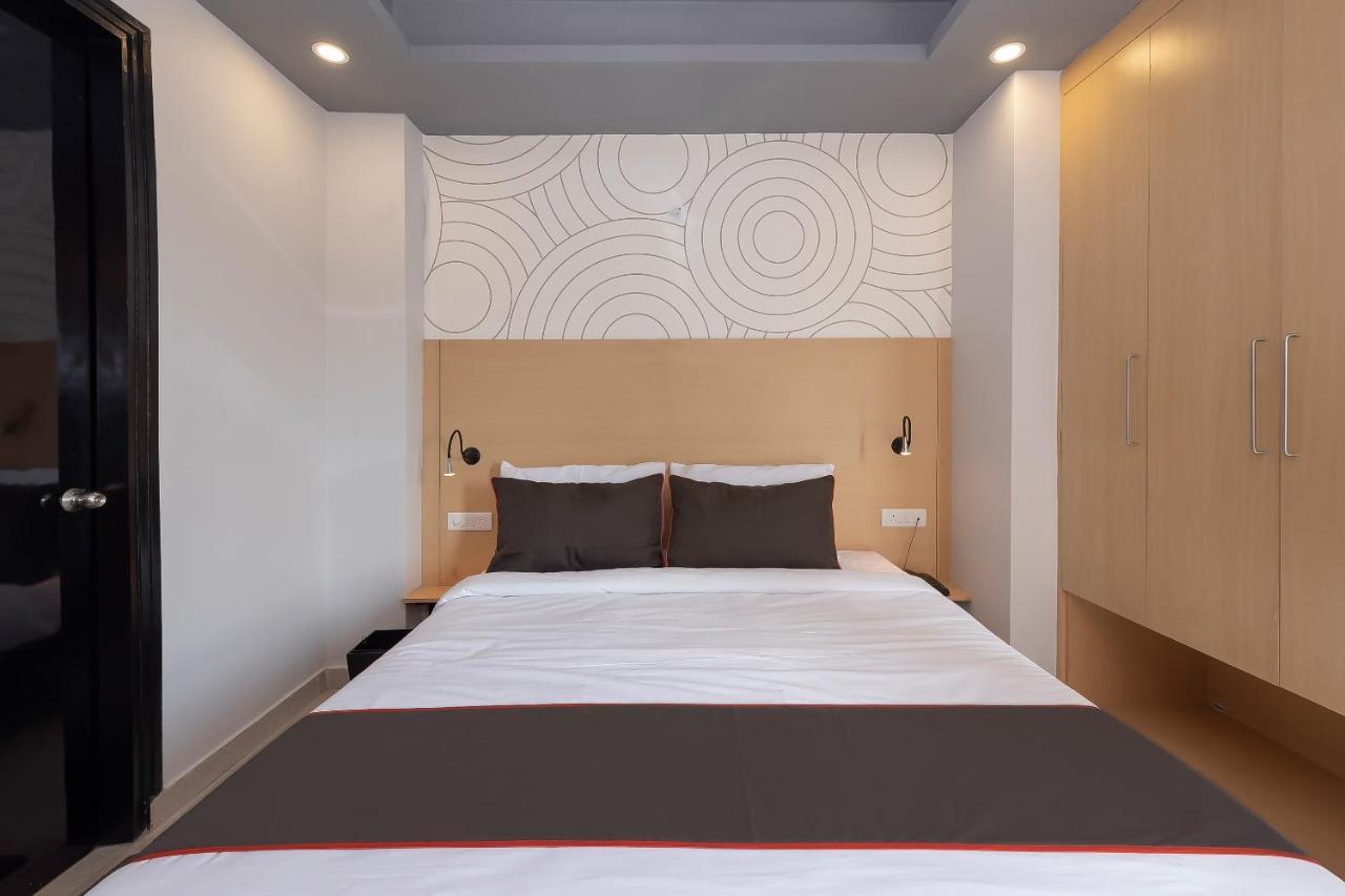 Collection O 162 Vardhman International Hotel Gurgaon Ngoại thất bức ảnh